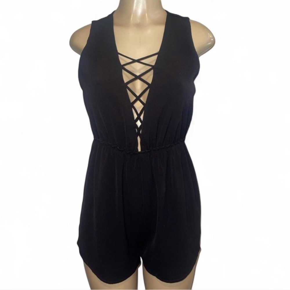 Illa Illa Black Sleeveless Lace-Up Romper Size Small